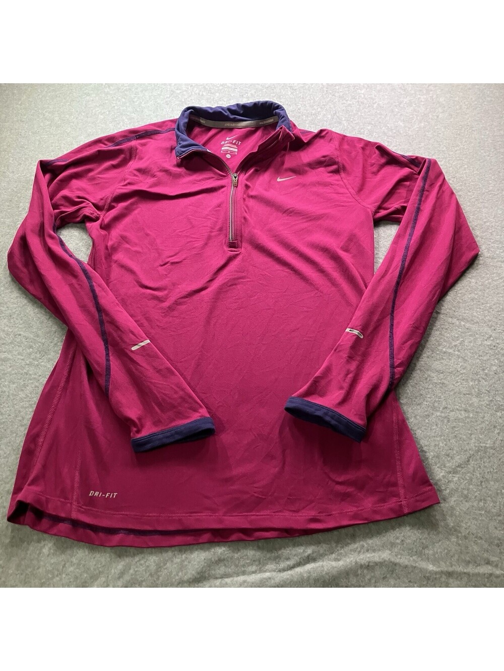 Nike Element Dri-FIT Pullover Womens Medium Pink 1/4 Zip Thumbholes Running